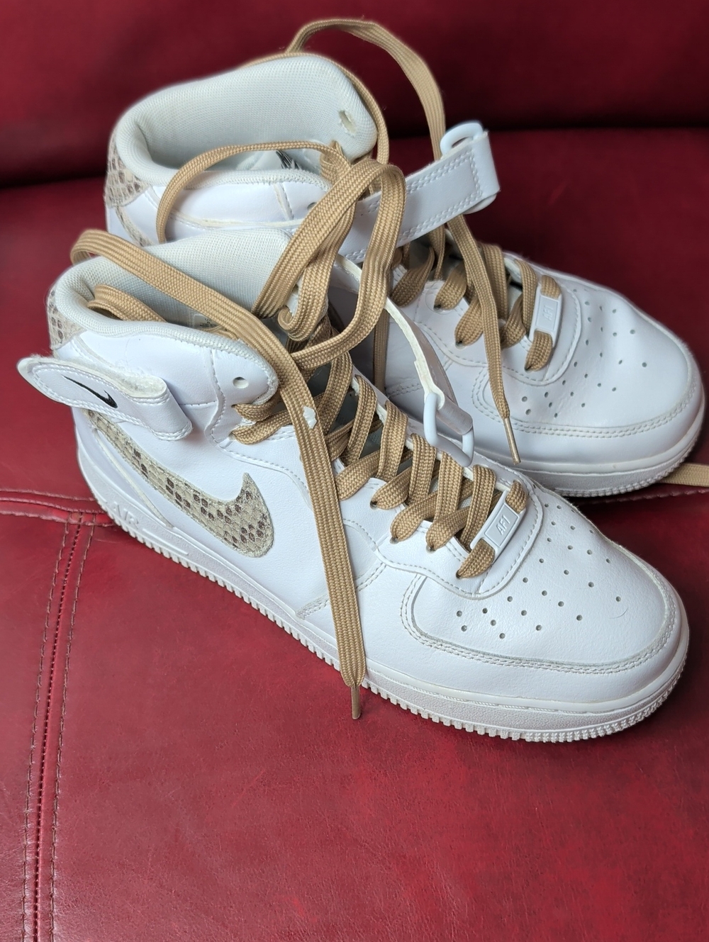 Nike Women's AF1 Air Force 1 High-Top Sneakers Size 8